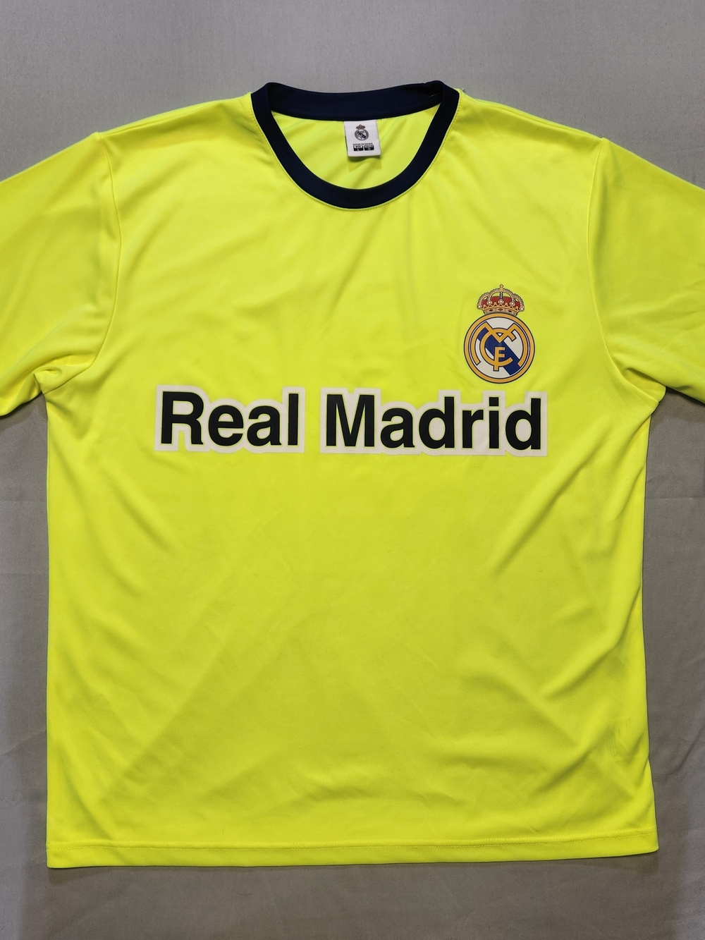 Real Madrid FC Jersey Official Icon Sports Size Large Volt Yellow Fifa Soccer